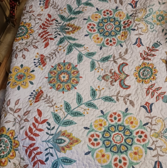 💐🌹Marcielo Quilted Romantic Green 🛌  🌸🏵3 Piece Set,A Fabulous👌Gift Item.🎁 - Picture 16 of 16